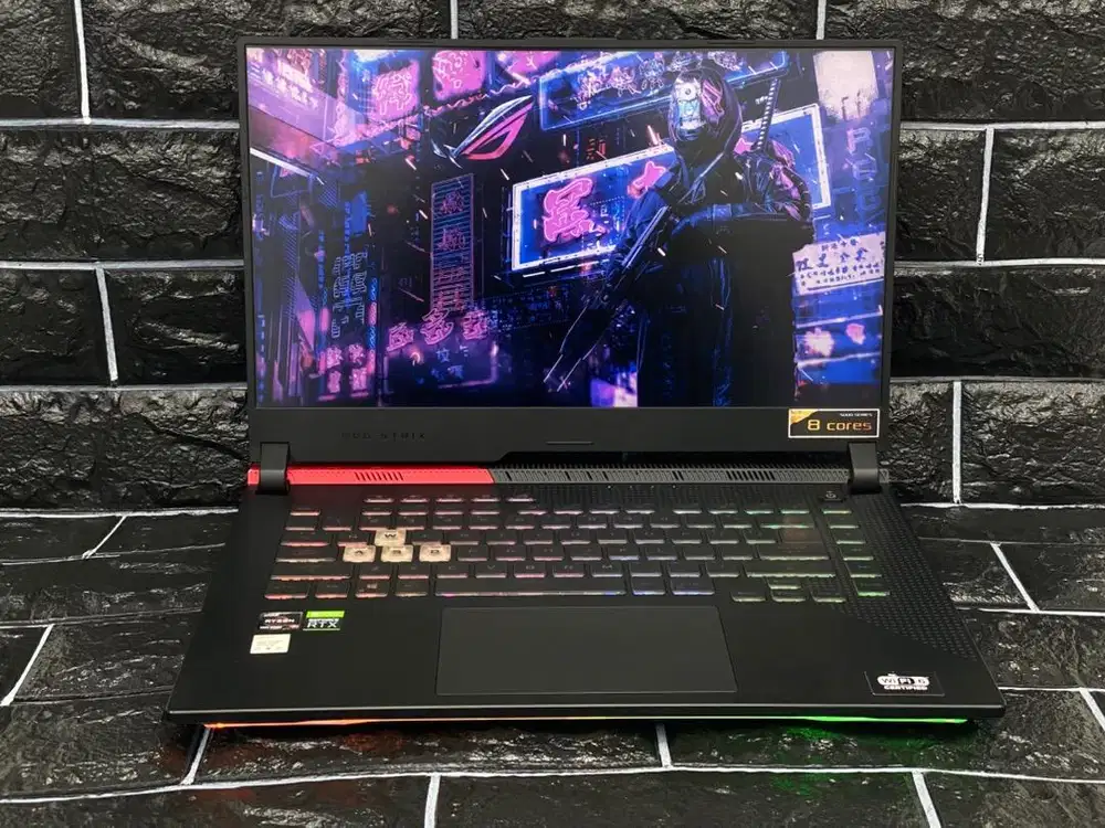 GAMING ROG STRIX G513QC Ryzen 7-5800H RTX 3050 Ram 16Gb Ssd 512Gb