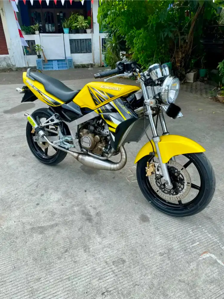 Kawasaki Ninja R convert SS Kuning 2012