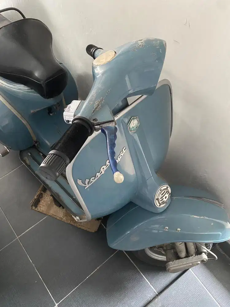 Vespa super 1973 asli bulat