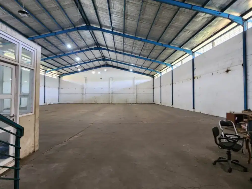 Dijual Ruko di Jalan Mainroad Soekarno Hatta Bandung