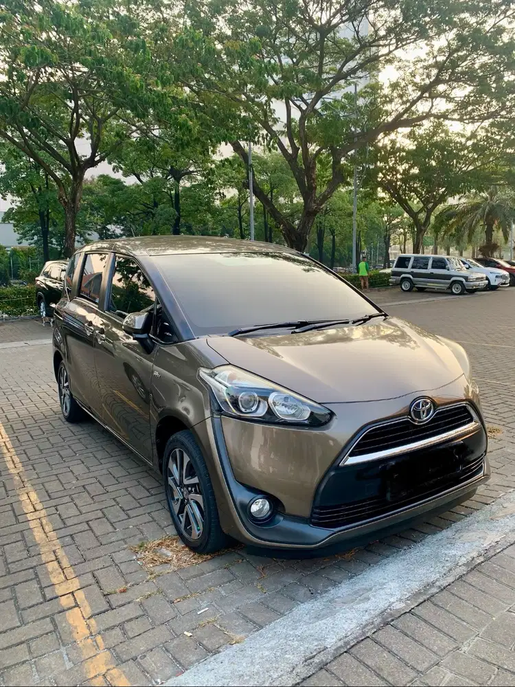SIENTA 1.5 V M/T 2016