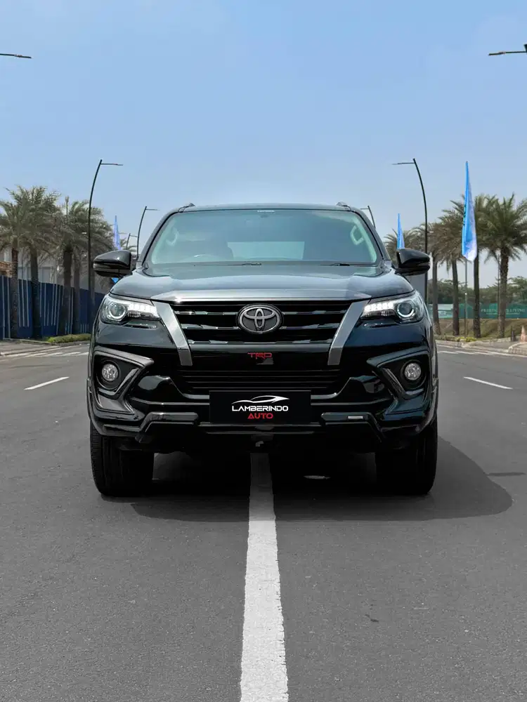 TOYOTA FORTUNER VRZ TRD 2.4 TURBO DIESEL 2019 LOW ODO KICK SENSOR !!