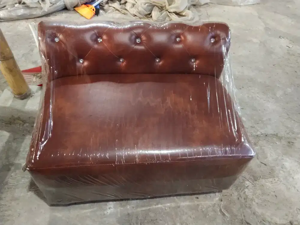 Sofa L kancing sisa putusannya aja