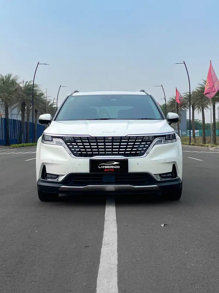 KIA GRAND CARNIVAL PREMIER 2.2D 2022 7 SEATER VERY LOW KM PUTIH DIESEL