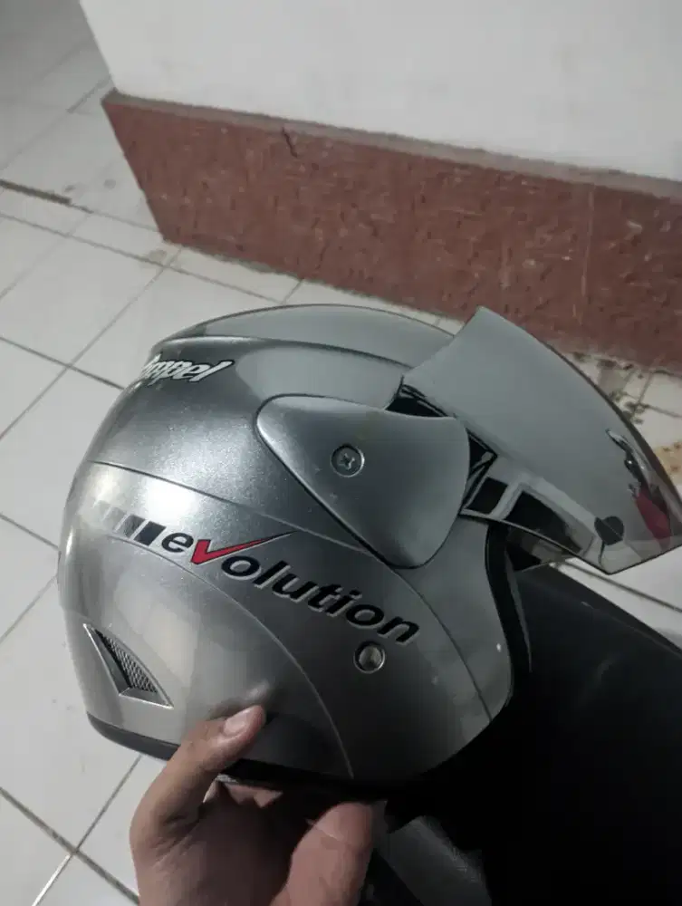 Jual helm GM silver