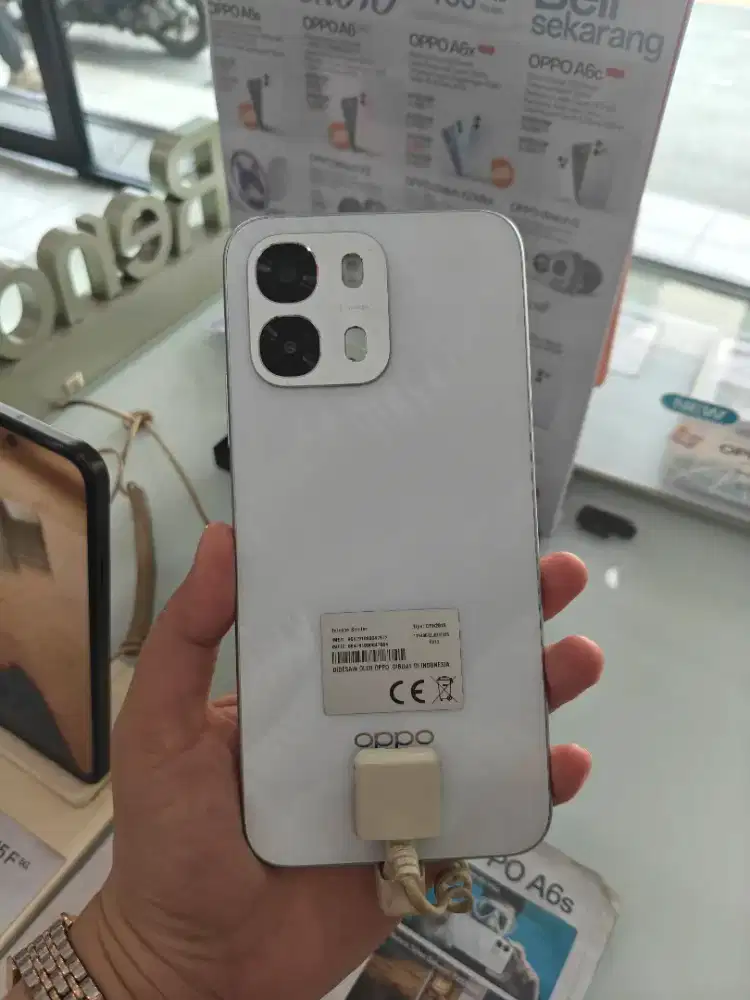 Cashback 200ribu oppo a6s baterai 7000mah ram 8+8/128/256 GB