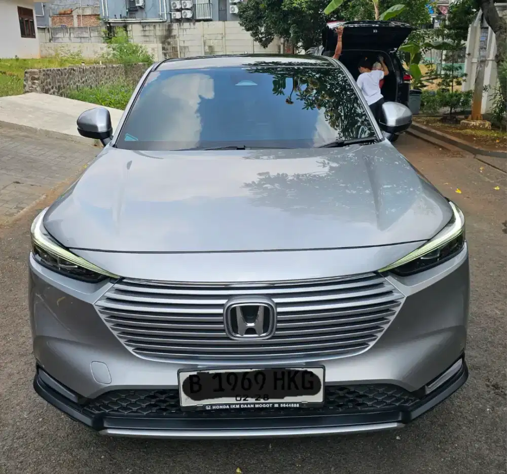Honda HRV 1.5L SE CVT 2023 Silver KM Kecil