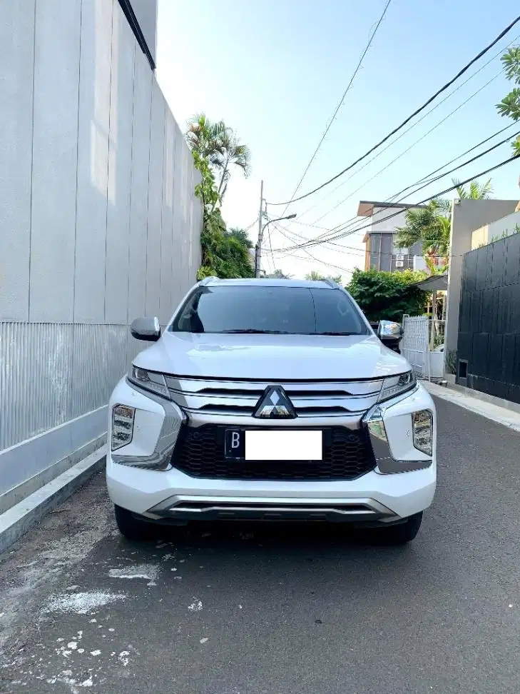 MITSUBISHI PAJERO SPORT 2.4 DAKAR ULTIMATE AUTOMATIC 2022 (PAJAK 2027)