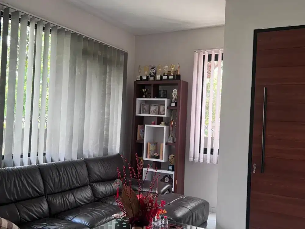 Termurah Rumah 2,5 Lantai Furnish Taman Holis Indah (Thi) Bandung