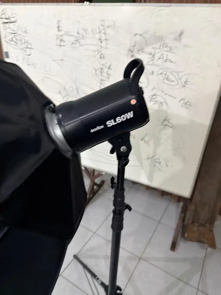 Godox SL60W FULLSET Dijual Cepat