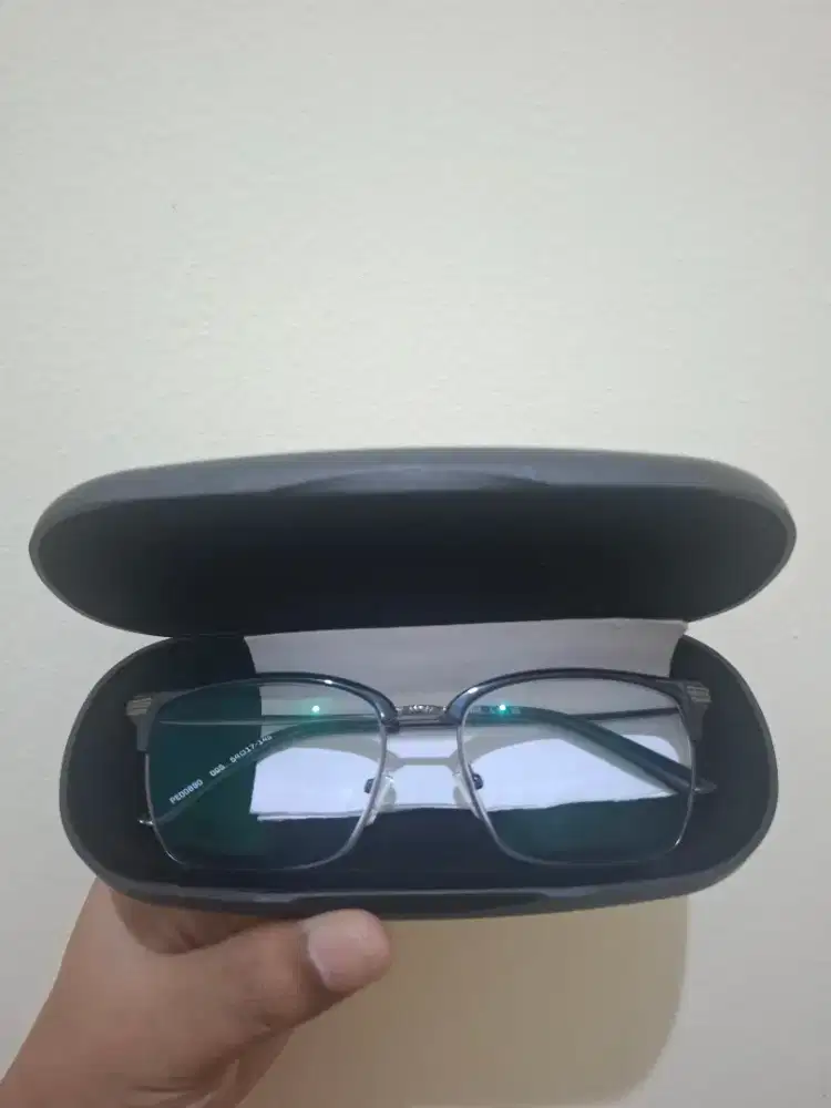 Kacamata baca PUMA PE00890 54