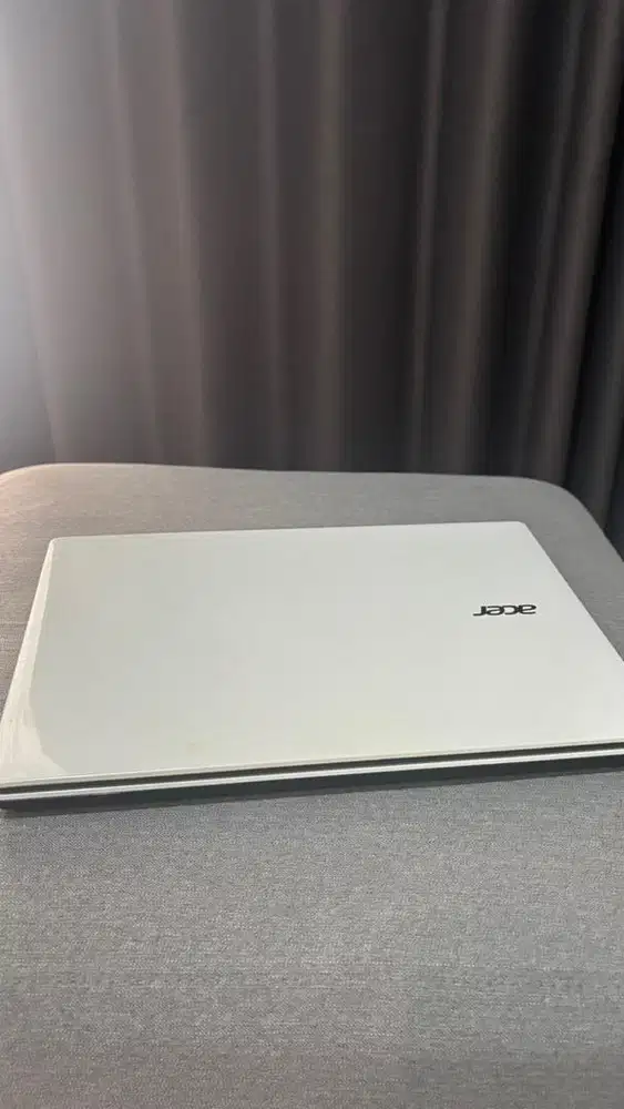 Laptop Acer Aspire E5-471 Core i3