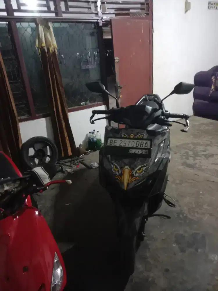 Motor terawat tinggal pakek