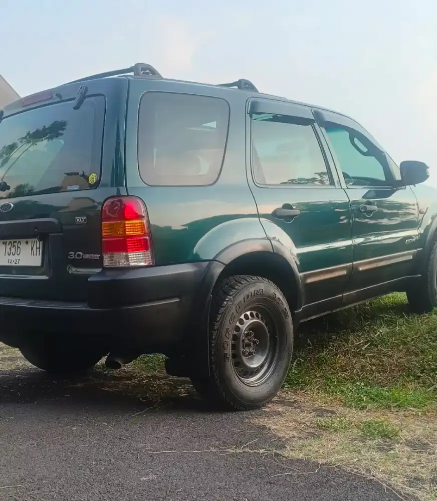Ford escape XLT 3.0 V6 4X4