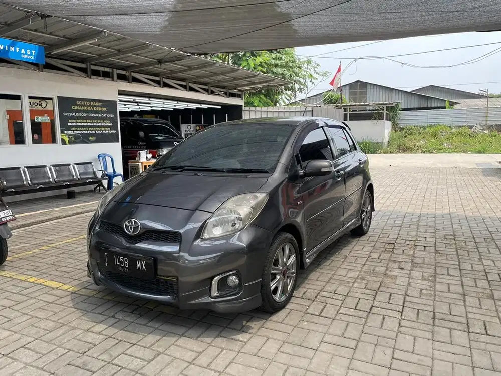 Toyota Yaris 2012 Bensin