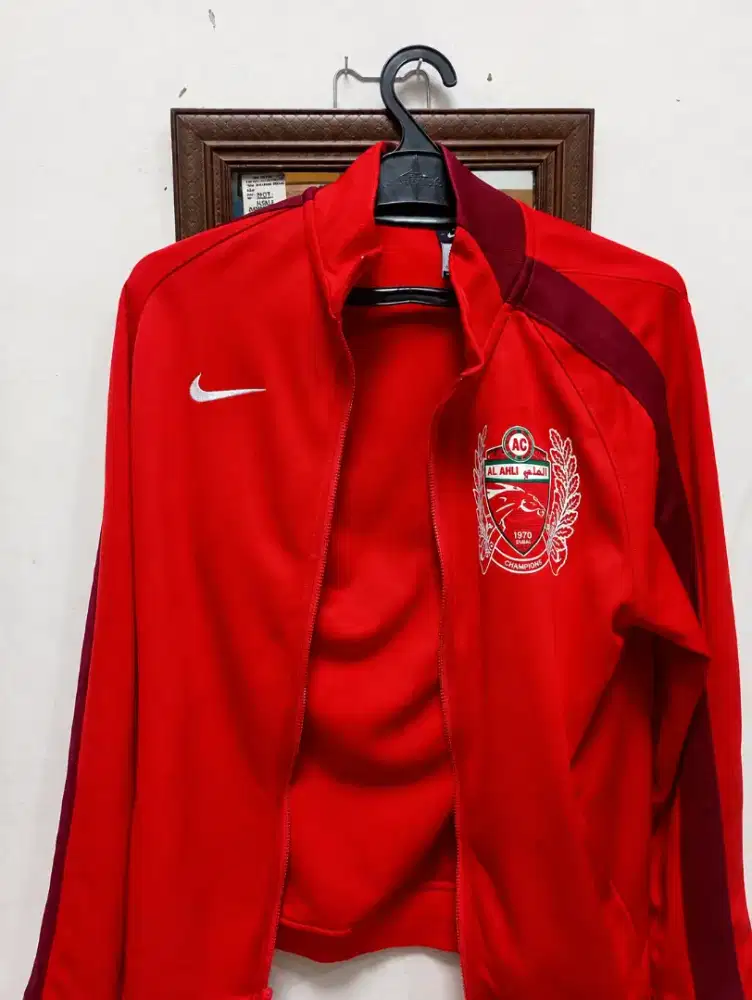Jaket Al Ahli anike