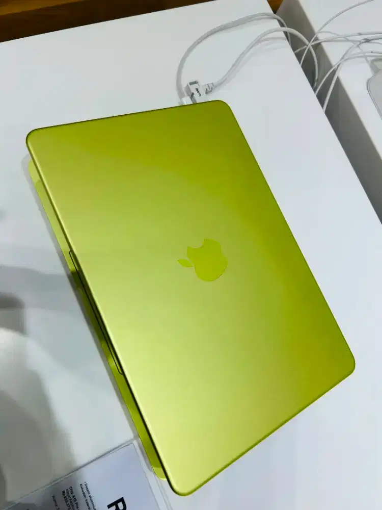 READY MACBOOK NEO SEMUA WARNA KREDIT INDODANA BUNGA 0%