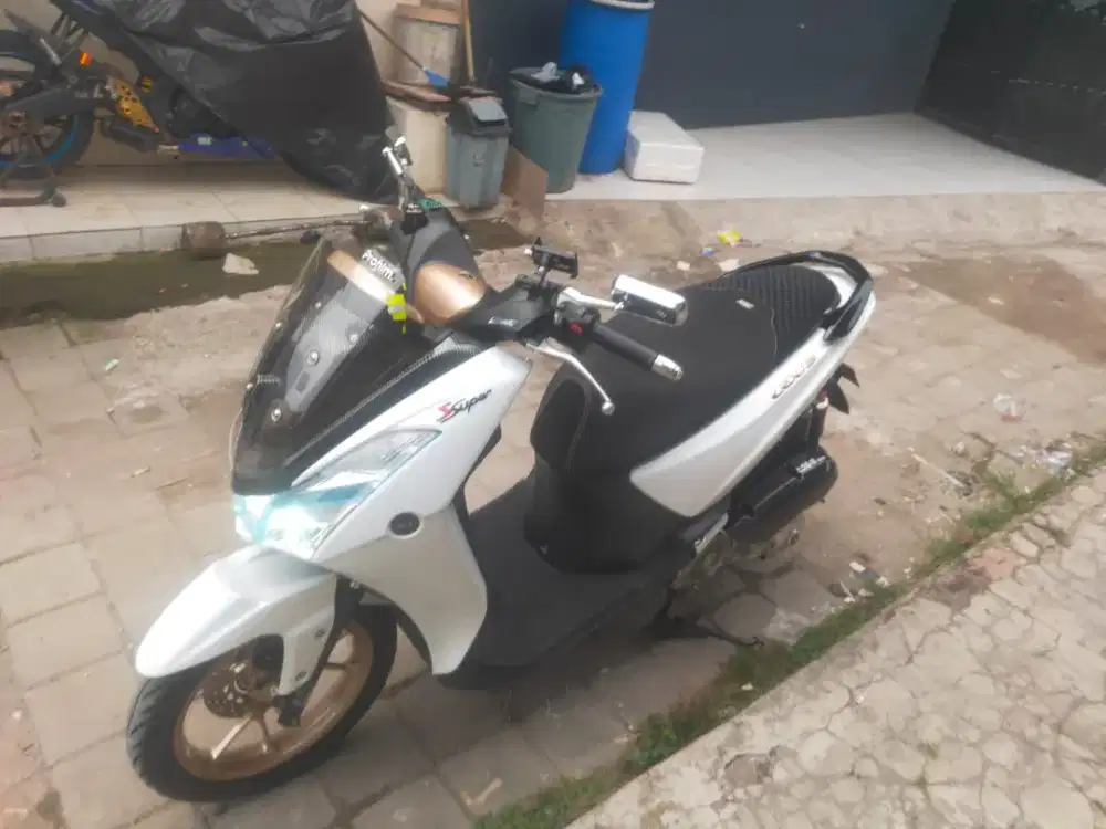 Lexi 125 mulus seperti baru