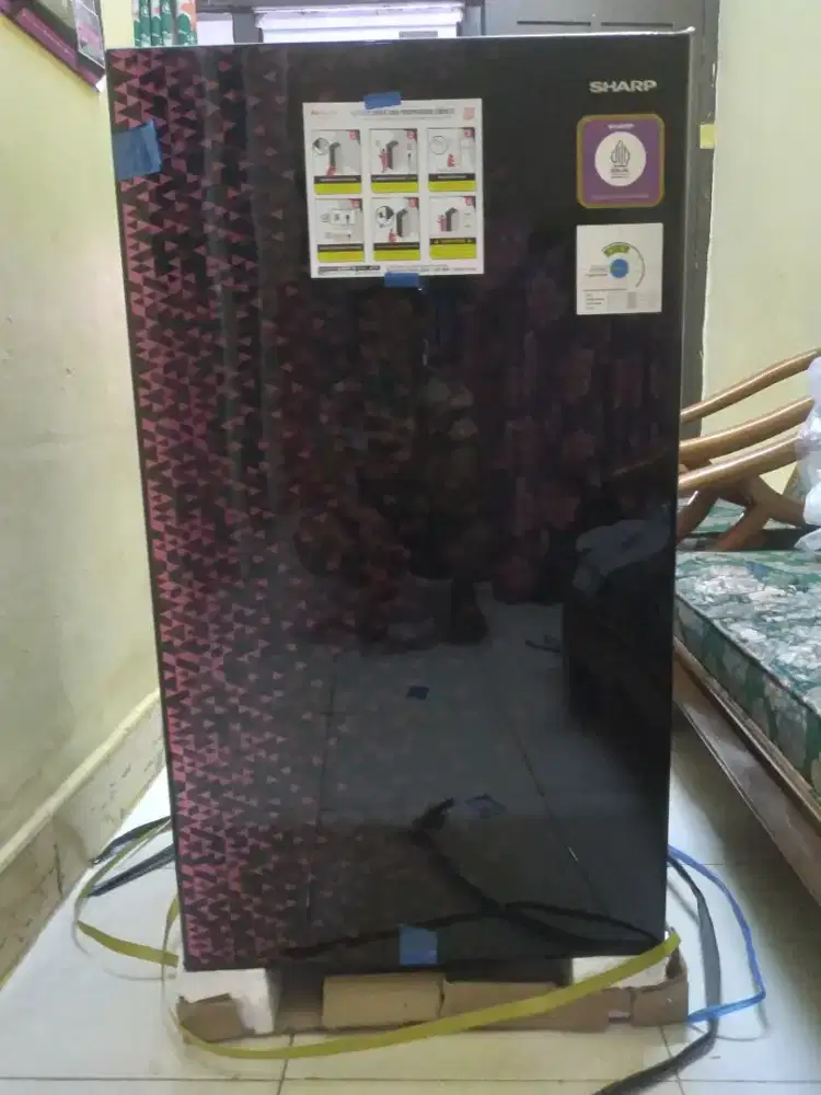 Kulkas 1 pintu merk sharp
