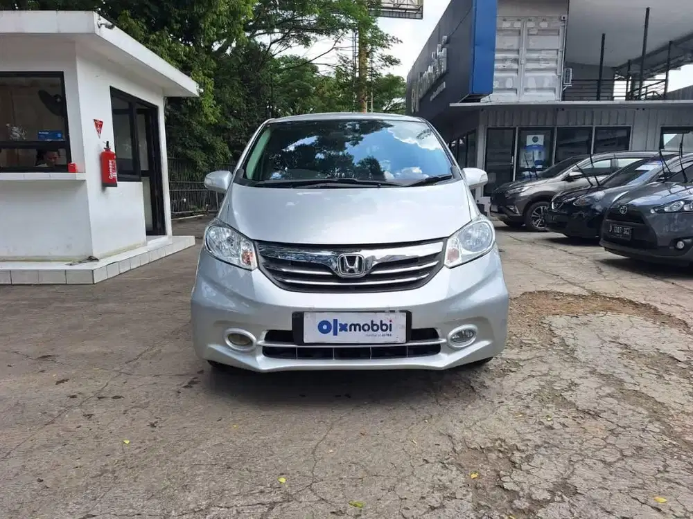 Honda Freed 1.5 E Bensin-AT 2013