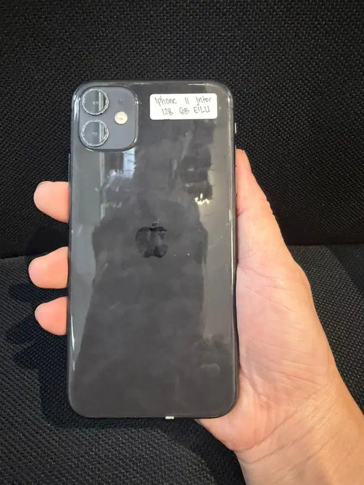 Dijual cepat iphone 11 inter