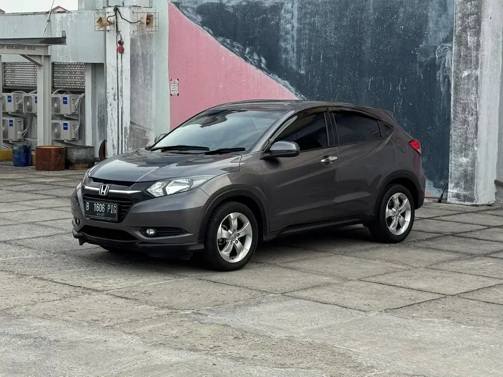 PALING MURAH !! DP 10jt HRV E CVT MATIC 2017 !! HR-V MURAH !! MURAHHH