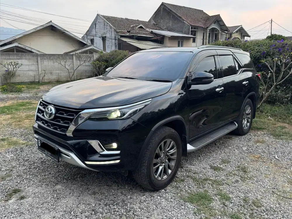 Fortuner VRZ 2021/2022 Cash tangan pertama record toyota