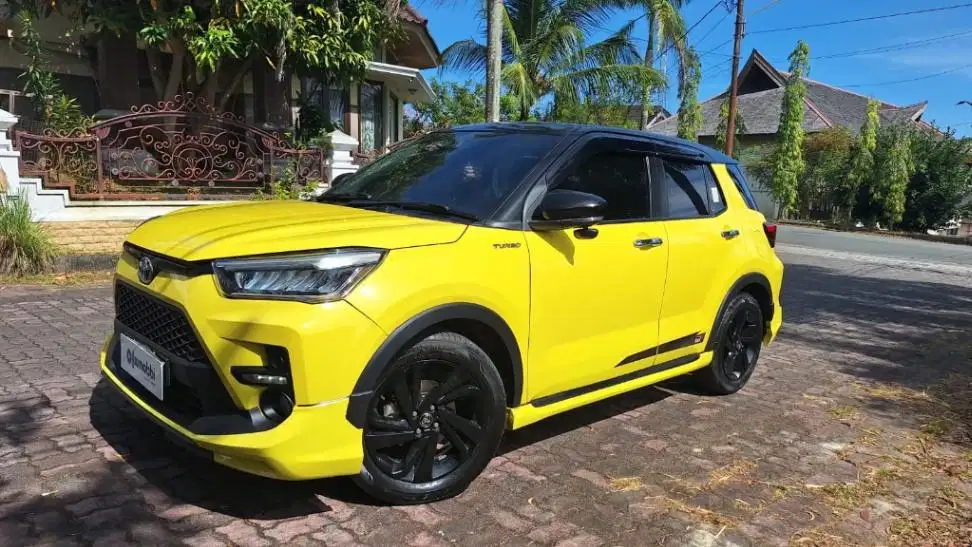 Like New Toyota Raize 1.0 GR Sport TSS Two Tone Bensin-AT 2022 KTYK