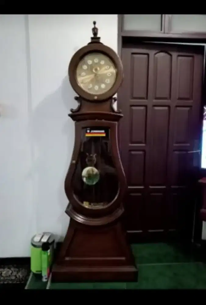 Jam berdiri merk JUNGHANS TIPE BIOLA