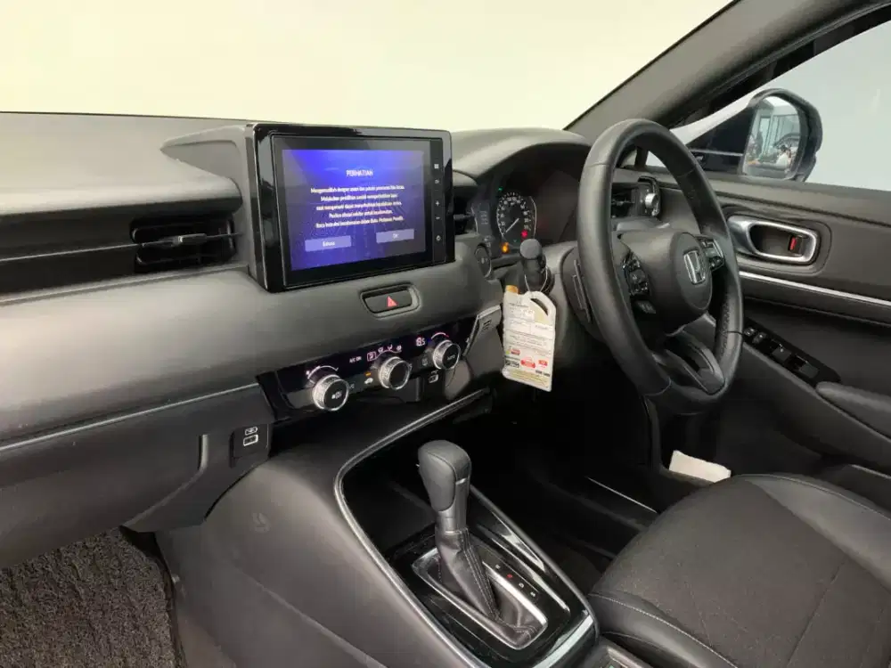 Honda HRV 1.5L SE 2024 Low Km