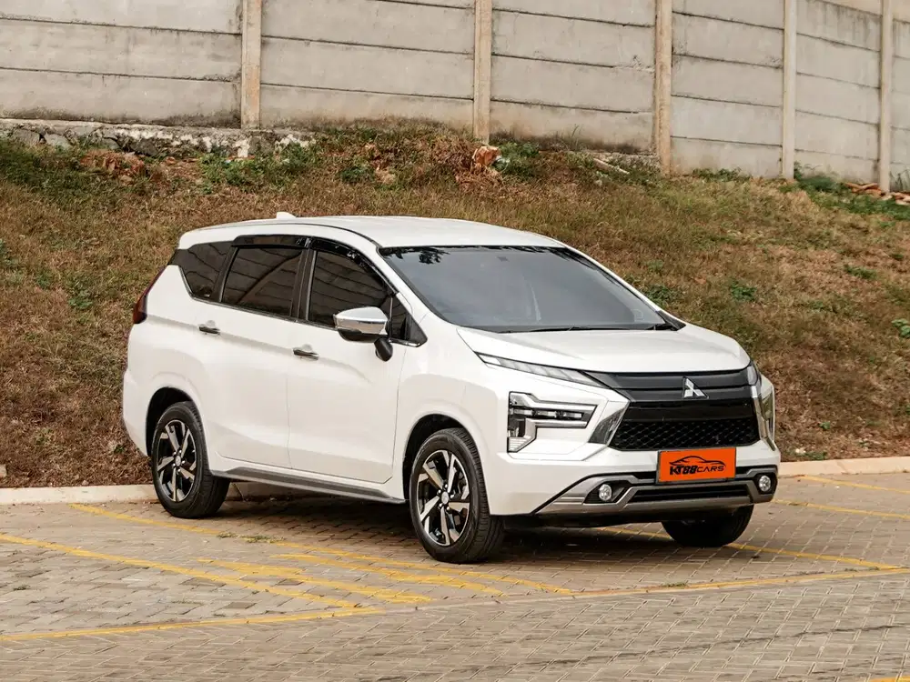 Xpander Ultimate 1.5 AT Putih 2021 pakai 2022