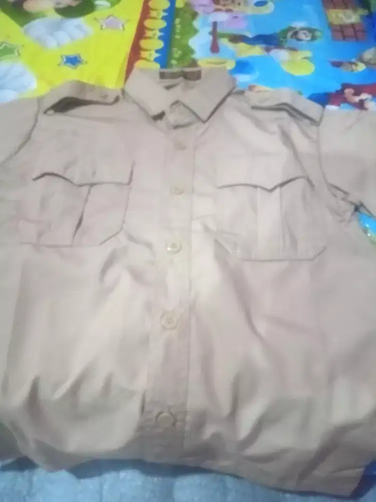 Baju Pramuka cowok Sd