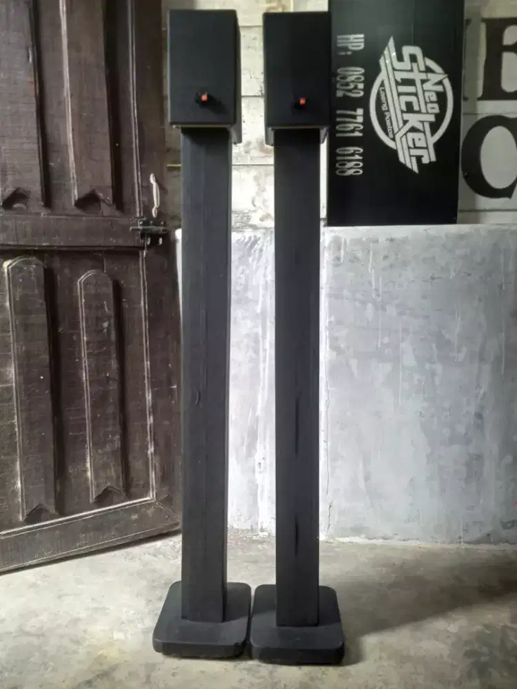Speaker Flourstanding 4