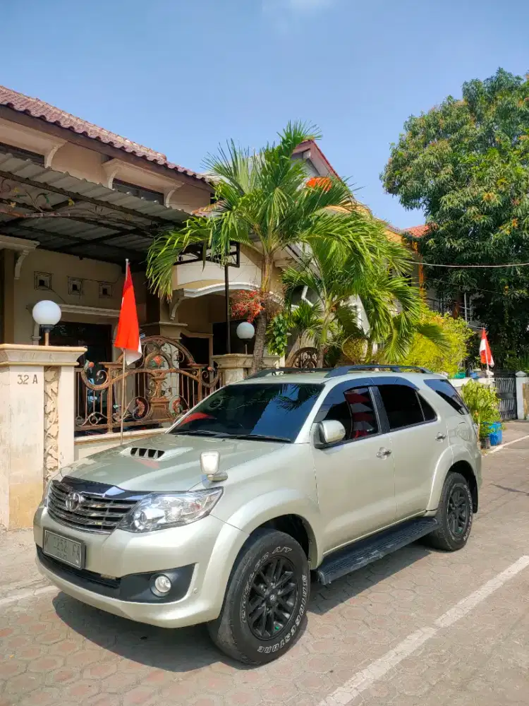 Fortuner VNT A/T Diesel Original Asli Jateng Terawat Istimewa