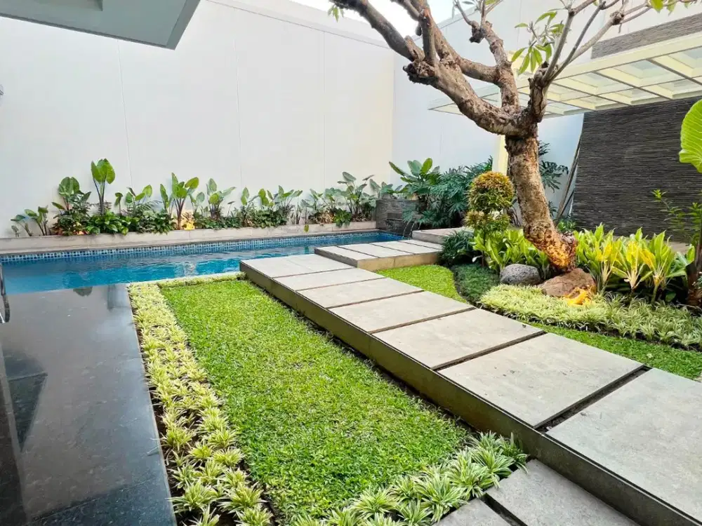 Premium Rumah Gress Marmer Pool Graha Family Golf