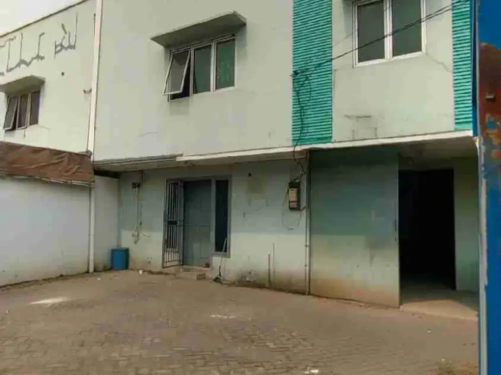 Gudang Siap Pakai Di Pegadungan, Kalideres, Jakarta Barat