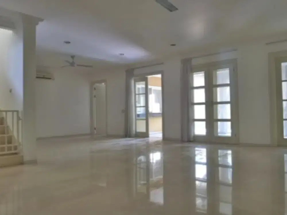 For rent disewakan Secured and Quite Compound at Pejaten Barat 11 unit C6 LembongHouse Complex  Pejaten Barat 11/C6  Area BBQ, Kompleks Luas, Terjamin