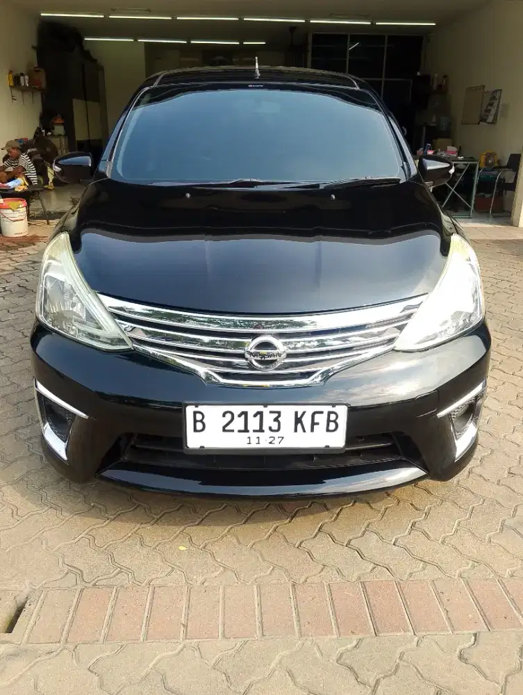 GRAND LIVINA 1.5 XV-HWS AT/AUTOMATIC 2016 HITAM