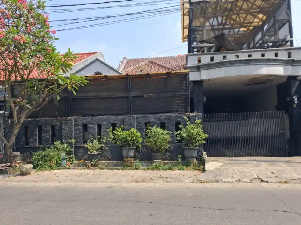 Di jual rumah di rawa lumbu
