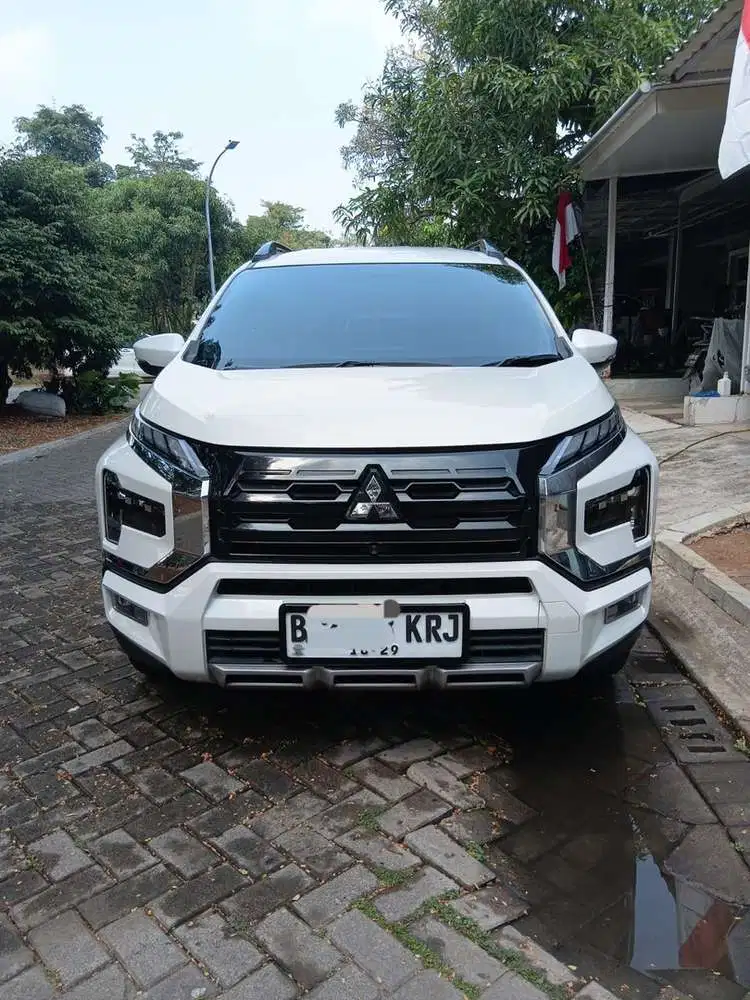 Mitsubishi Xpander cross 2024 Bensin