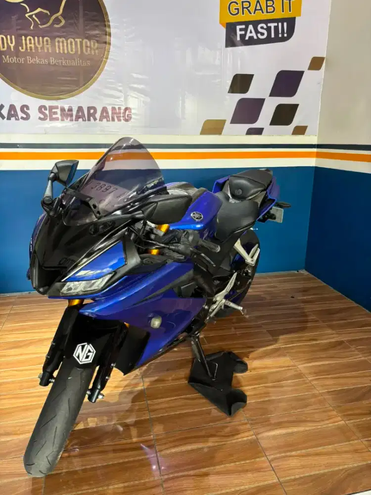 YAMAHA R15 V3 2019