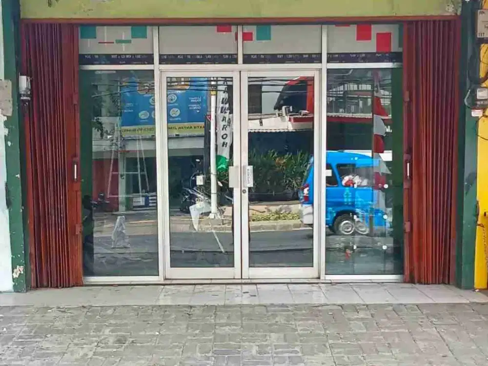 ruko siap pakai lokasi ramai duren sait jakarta timur
