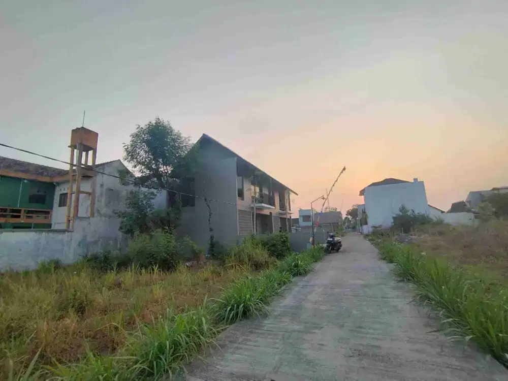 Jual Cepat BU Tanah Murah Maguwoharjo luas 130 m² view merapi Jogja