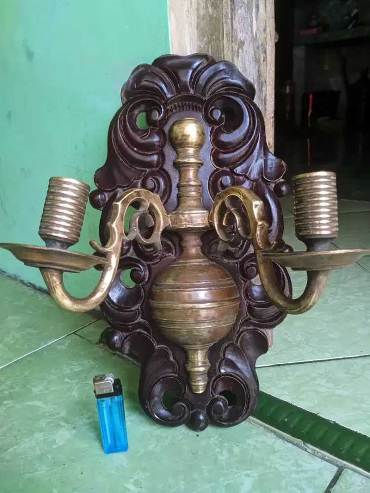 Lampu jadul kuningan