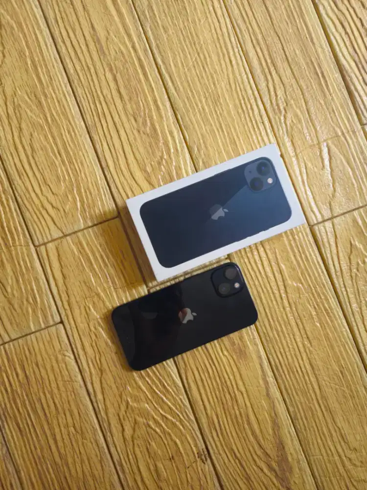 IPhone 13 128 GB Ex IBox