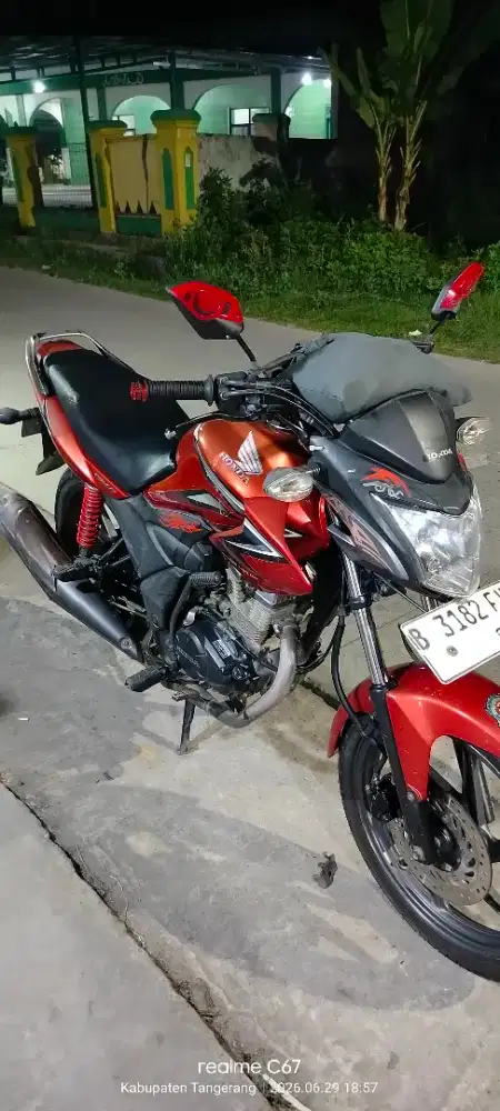 Bismillah, Dijual Honda Verza Merah 2014 tinggal pakai