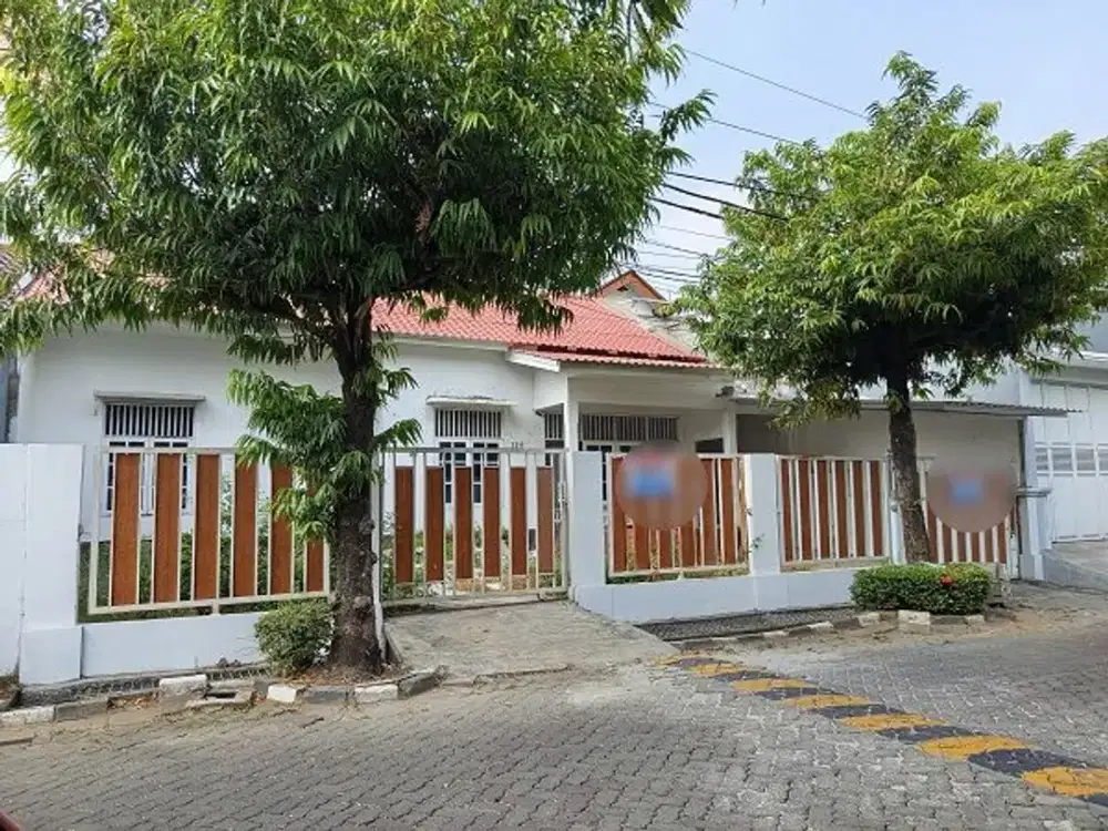 Rumah Strategis Dekat Area Komersil Kemang Pratama 1 Bekasi