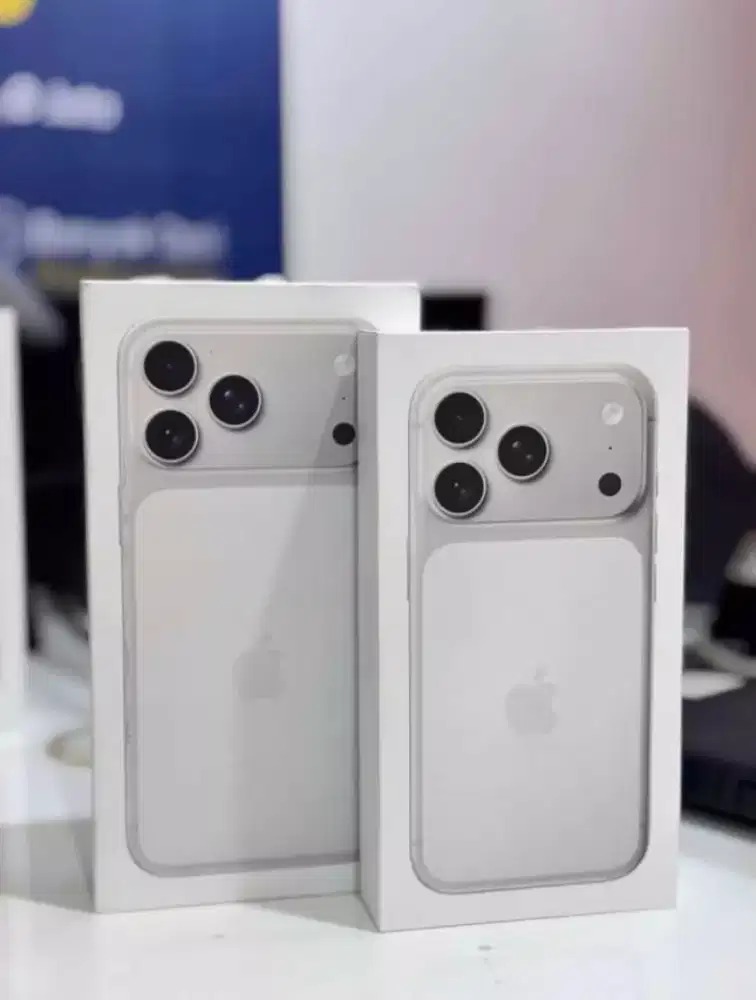 iPhone 17 Pro Max Silver