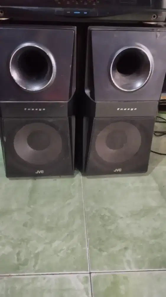 Speaker safwofer JVC