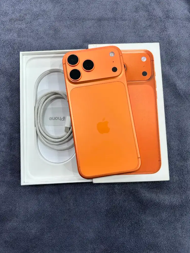 17 Pro Max 256gb bh 93 cc 354